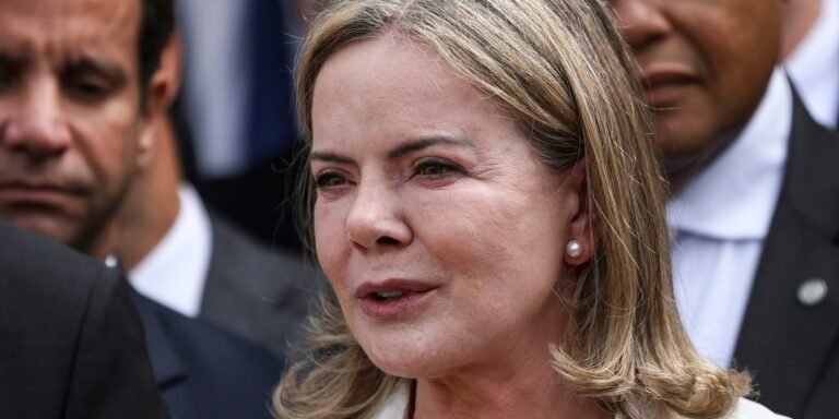 Gleisi confirma que deixa Secretaria de Relações Institucionais dia 31